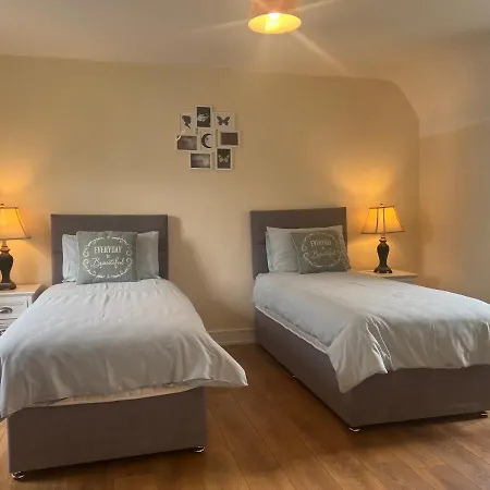 Lodges 23 Luxury Living At River וילה קנמארה