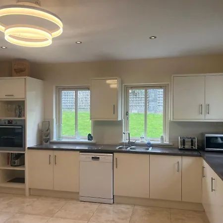 Lodges 23 Luxury Living At River וילה קנמארה